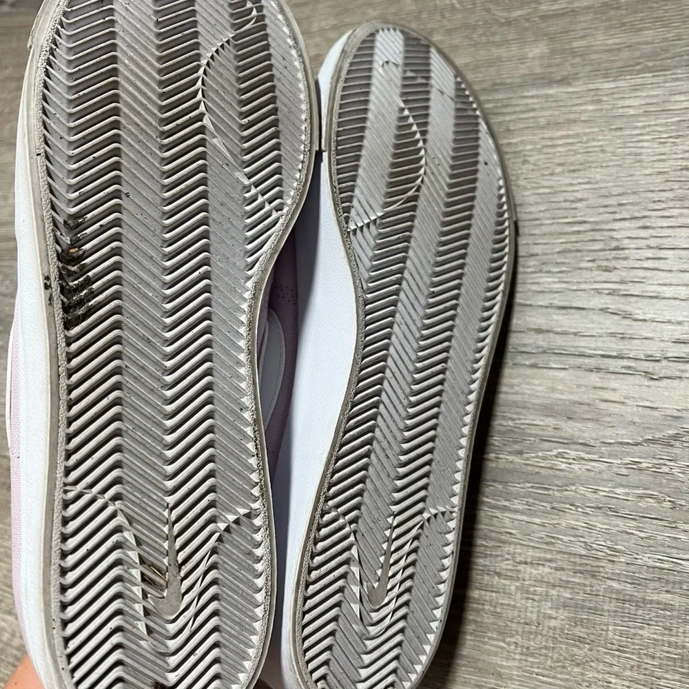 Nike SB Lavender Court Shoes- 10.5‎